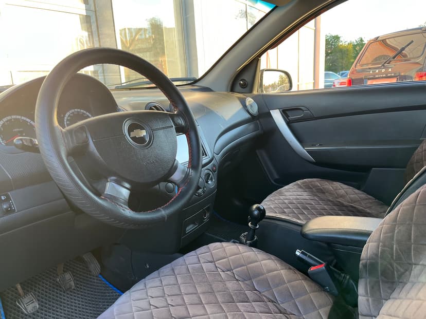 chevrolet-aveo-2011-209-18