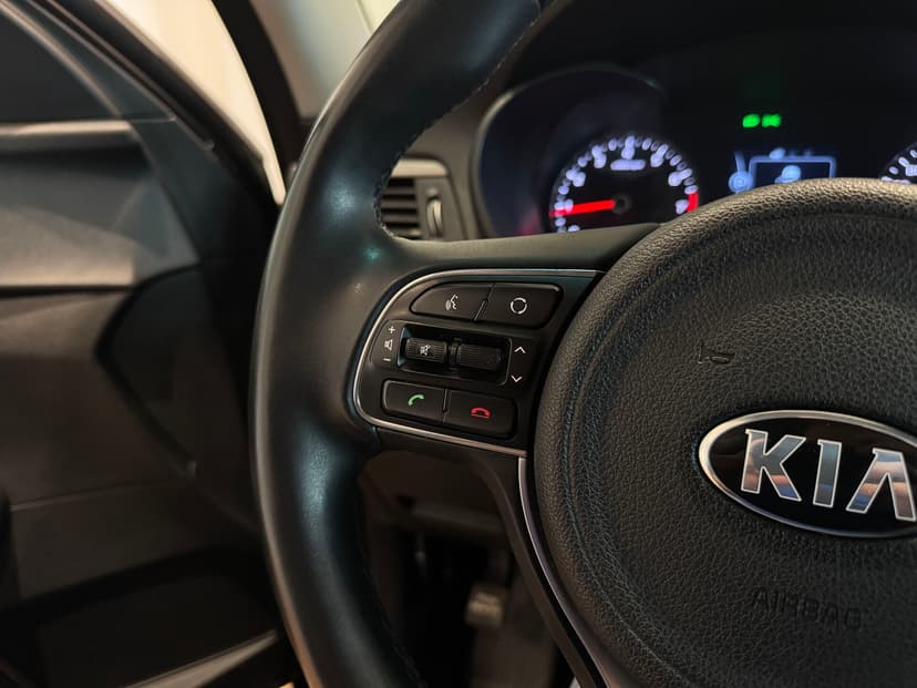 kia-optima-2017-975-7