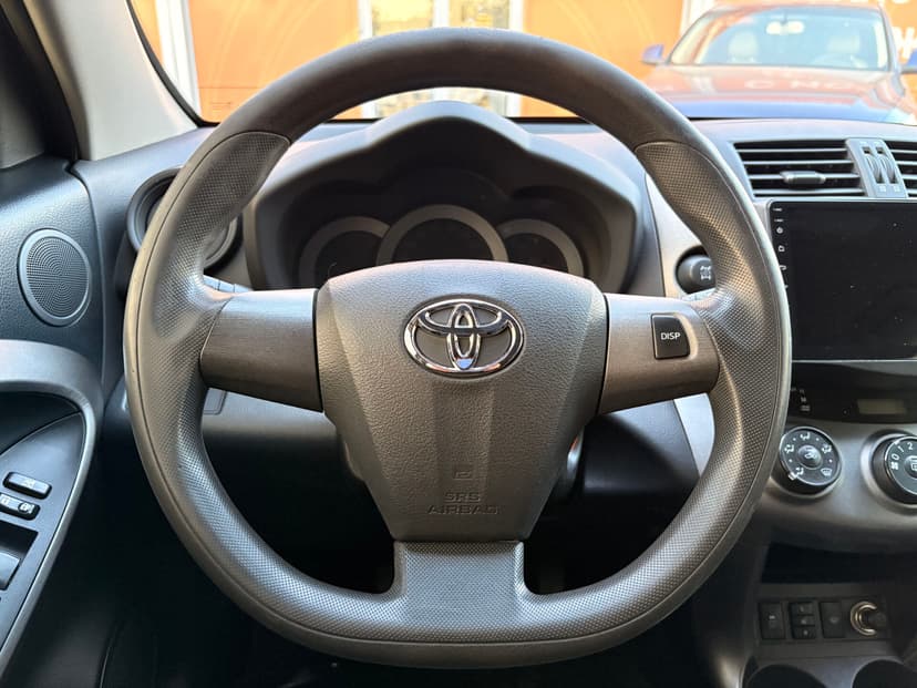 toyota-rav4-2012-333-11