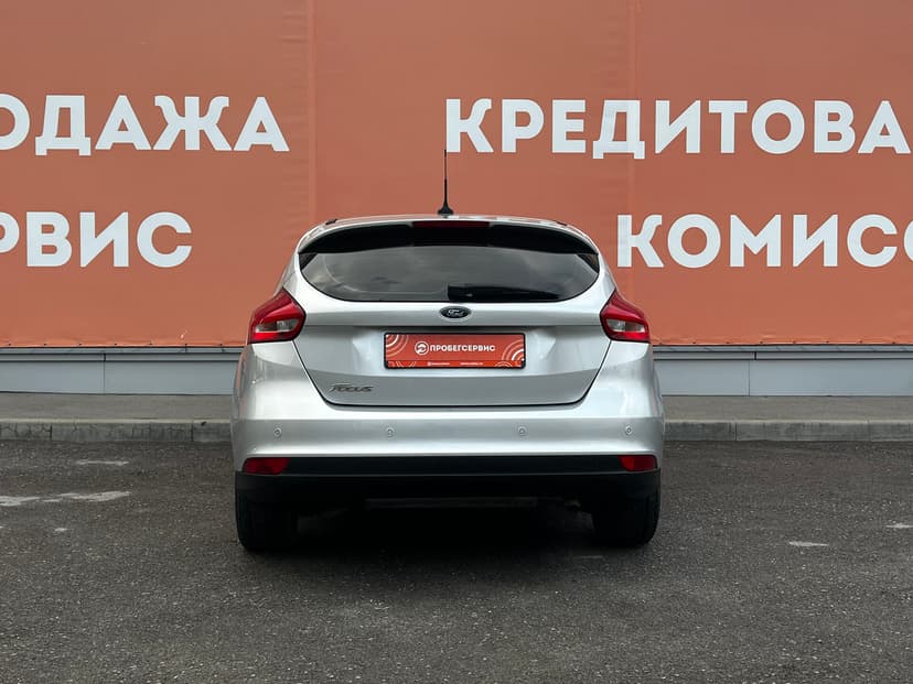 ford-focus-2017-345-5