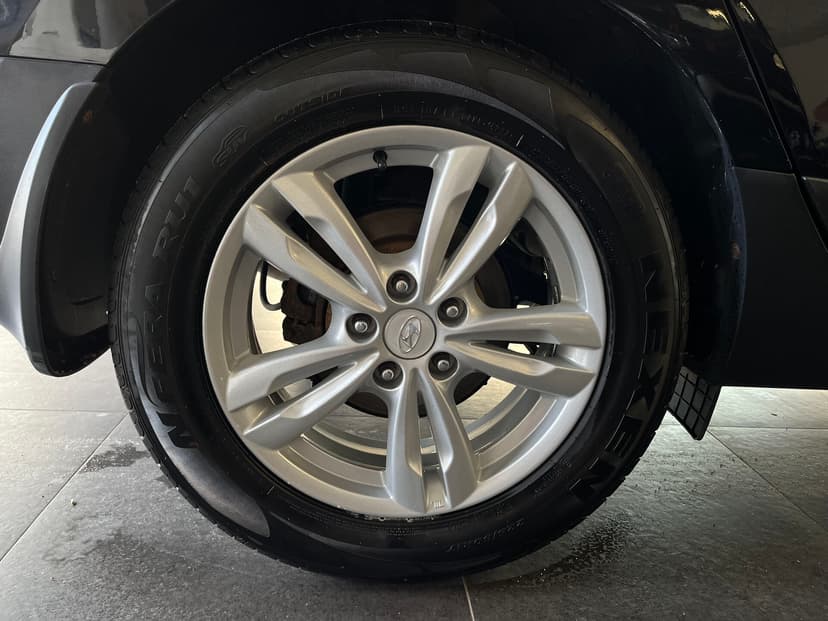 hyundai-ix35-2012-37-28