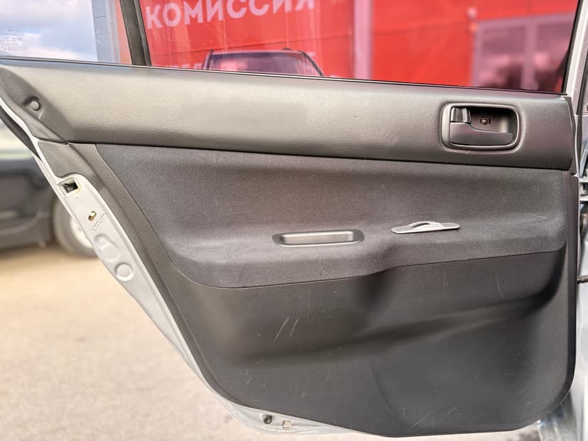 mitsubishi-lancer-2009-373-26