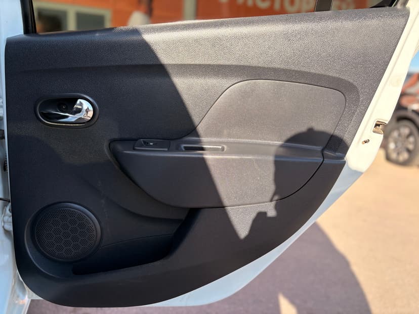 renault-sandero-2016-357-28