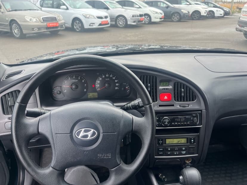 hyundai-elantra-2006-608-1