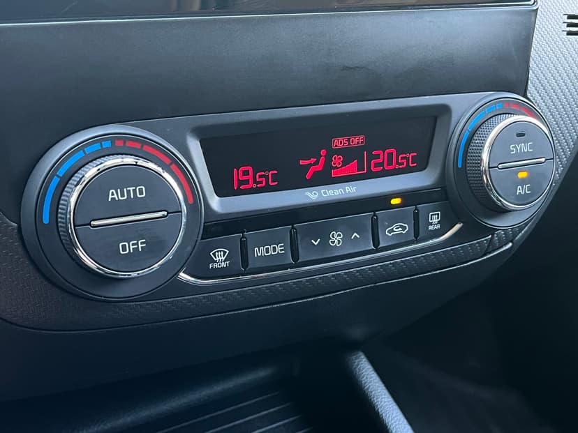kia-cerato-2017-60-11