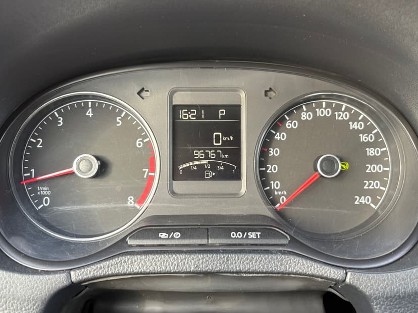 volkswagen-polo-2018-265-15