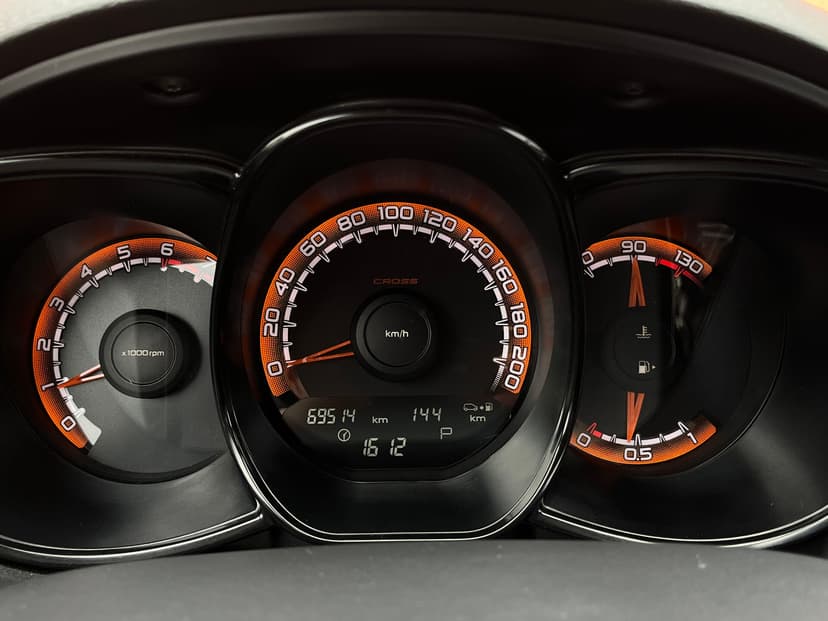 ваз (lada)-vesta cross-2020-68-27