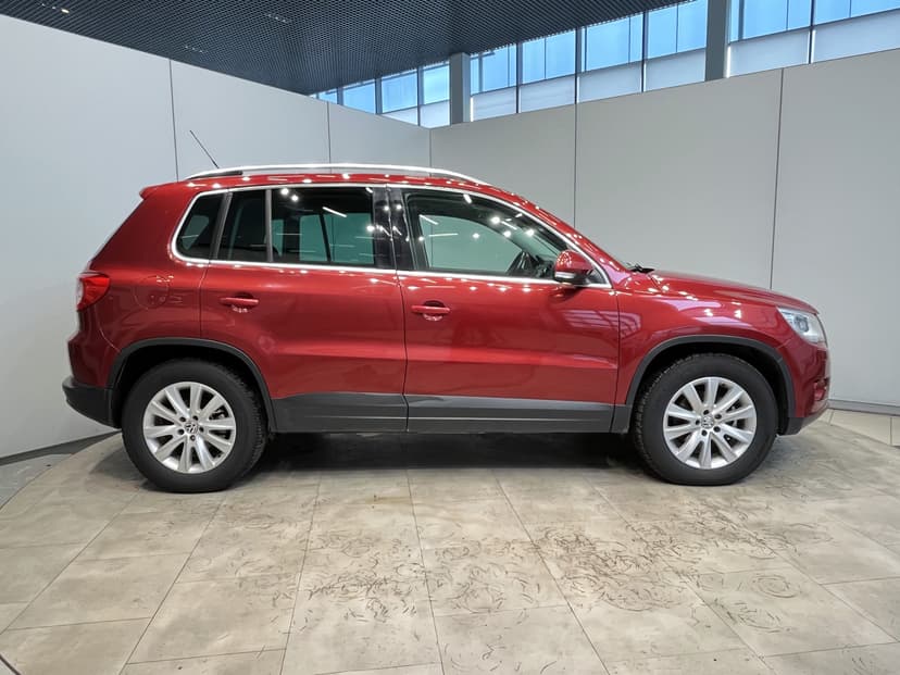 volkswagen-tiguan-2009-1178-6