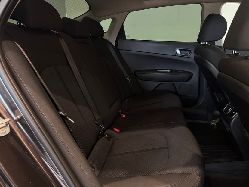 kia-optima-2017-975-19