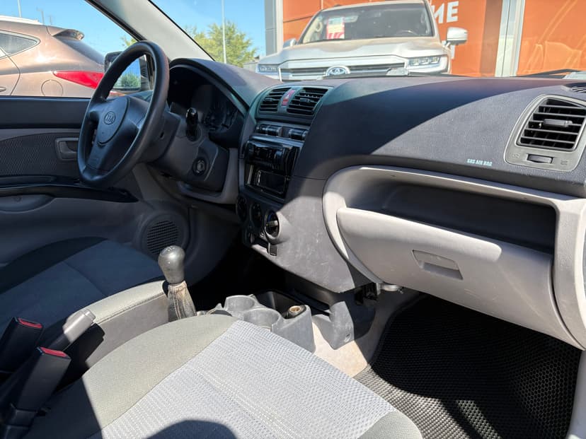 kia-picanto-2007-240-19