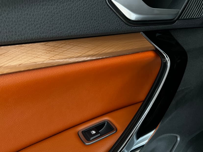 ваз (lada)-vesta cross-2024-1226-27