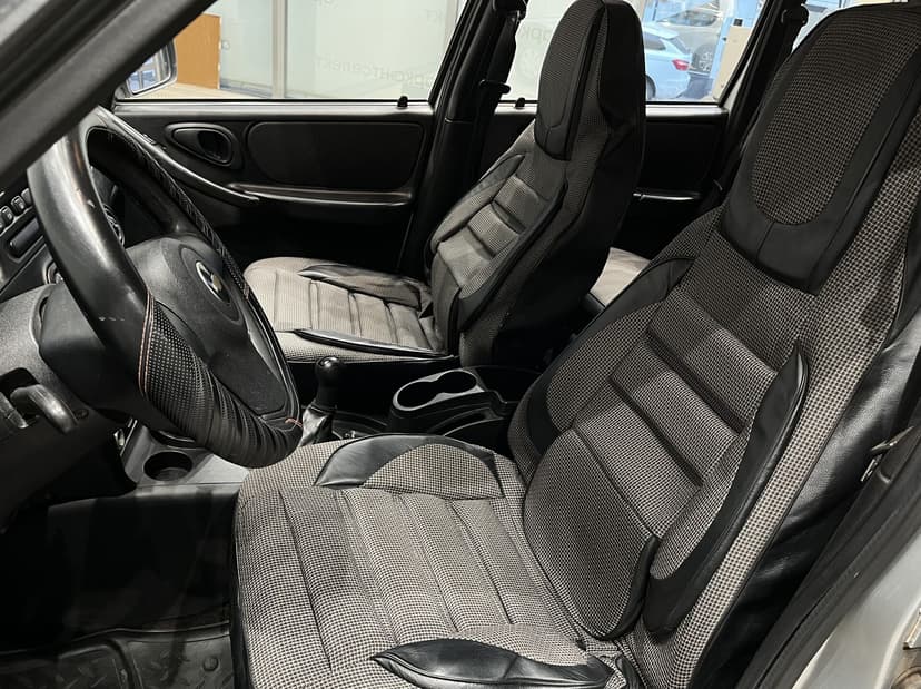 chevrolet-niva-2012-374-12