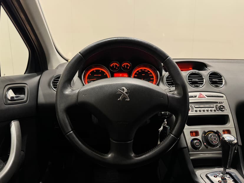 peugeot-408-2013-272-4