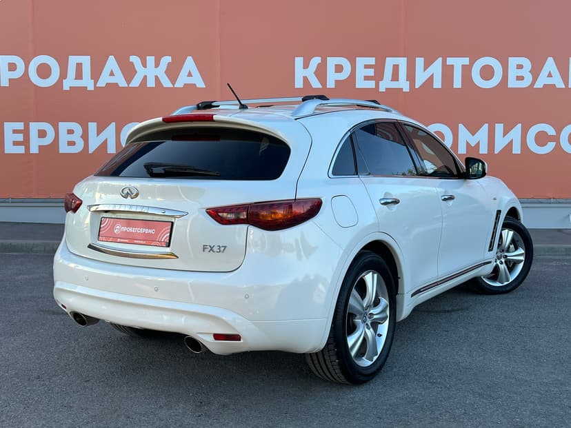infiniti-fx37-2011-81-4