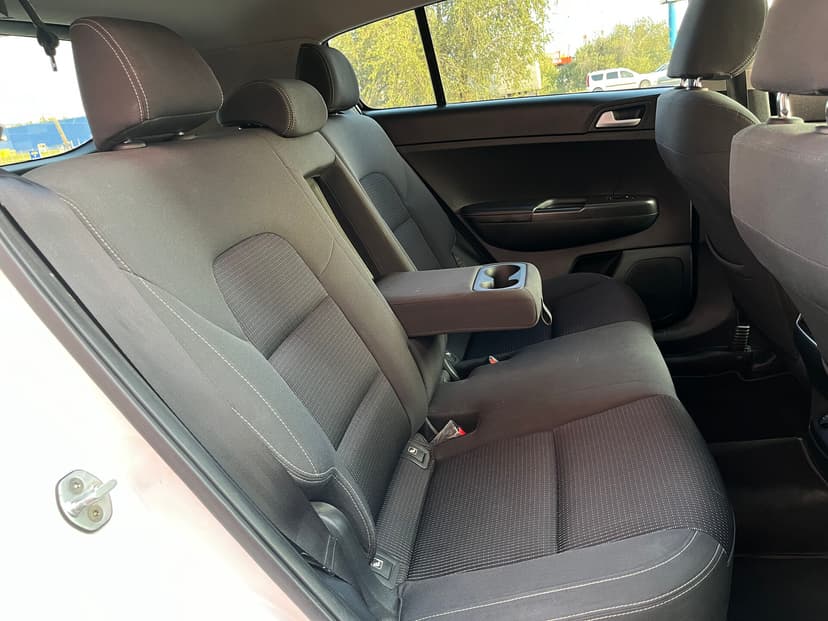 kia-sportage-2016-48-27