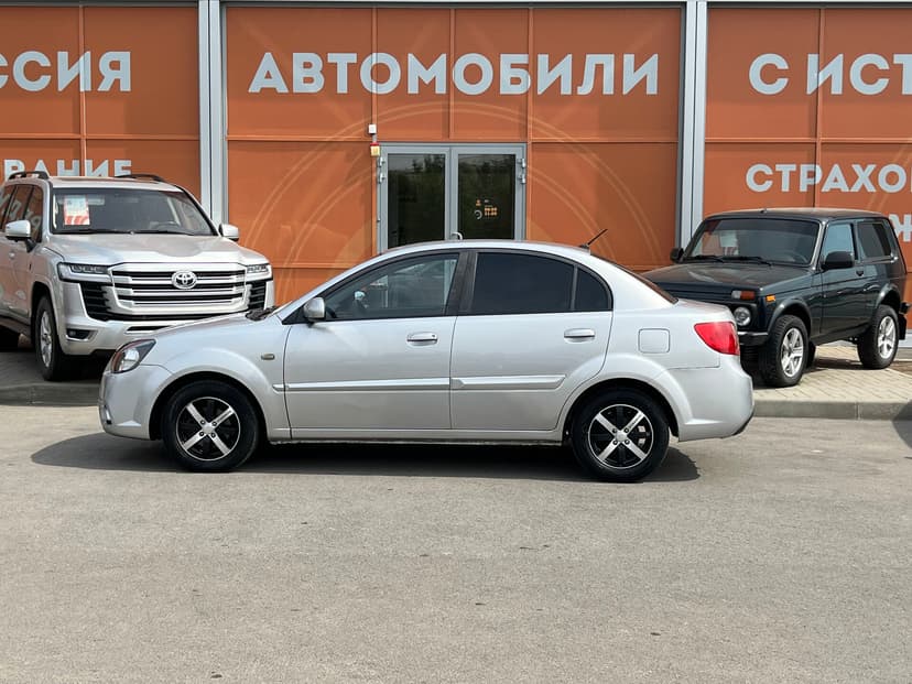 kia-rio-2010-188-7