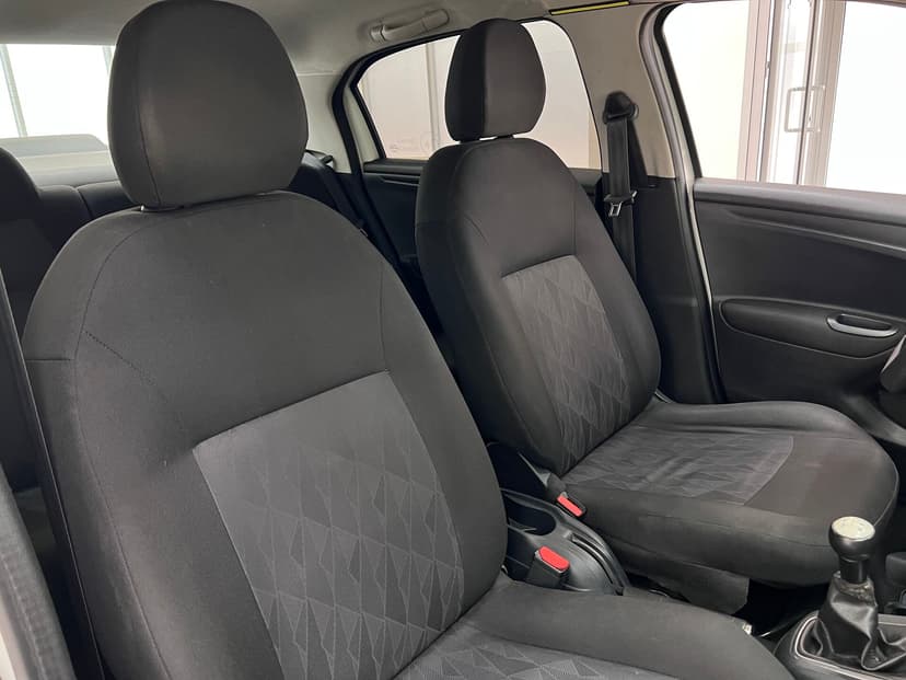 citroen-c-elysee-2013-18-21