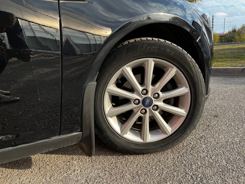 ford-focus-2015-545-10
