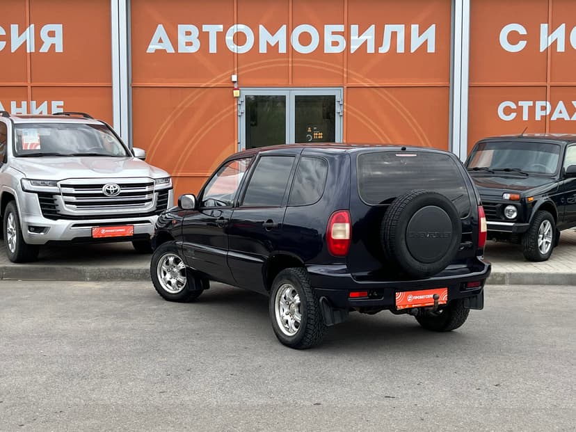 chevrolet-niva-2004-179-6