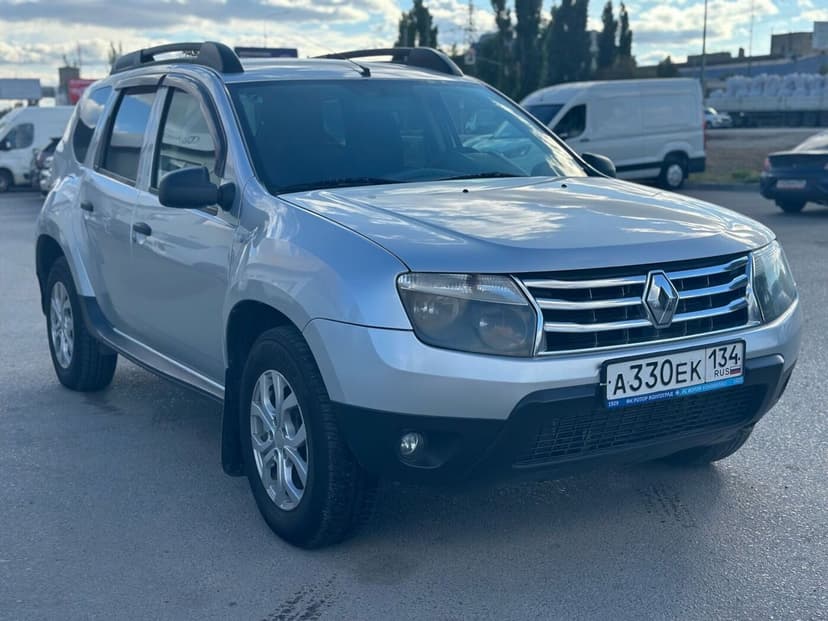 renault-duster-2012-506-0