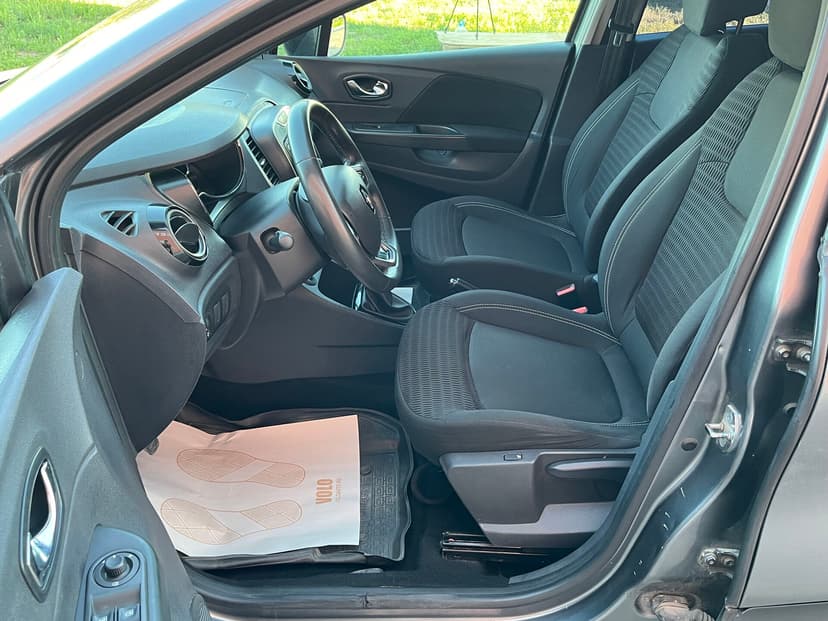 renault-kaptur-2017-32-15