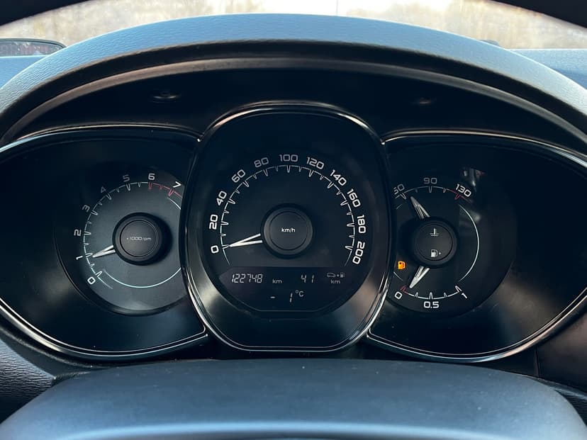 ваз (lada)-vesta-2017-953-25