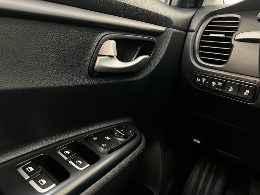 kia-rio-2019-1231-24