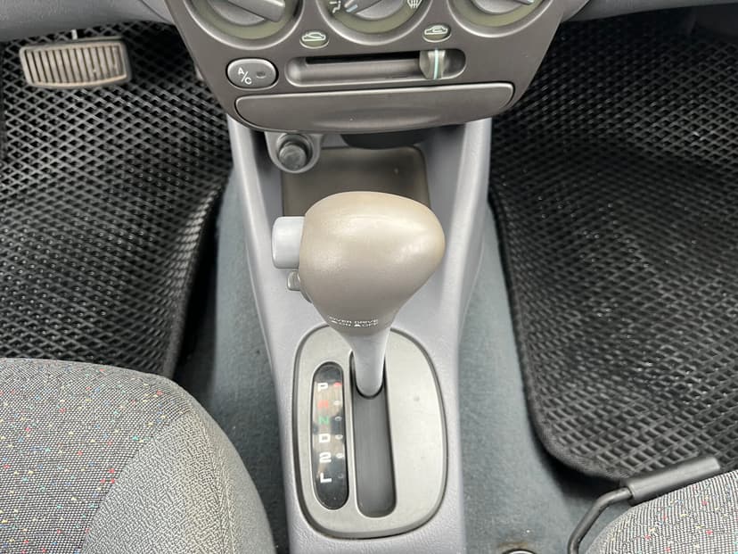 hyundai-accent-2006-378-18