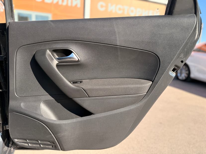 volkswagen-polo-2018-575-32