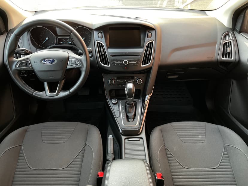 ford-focus-2015-545-11