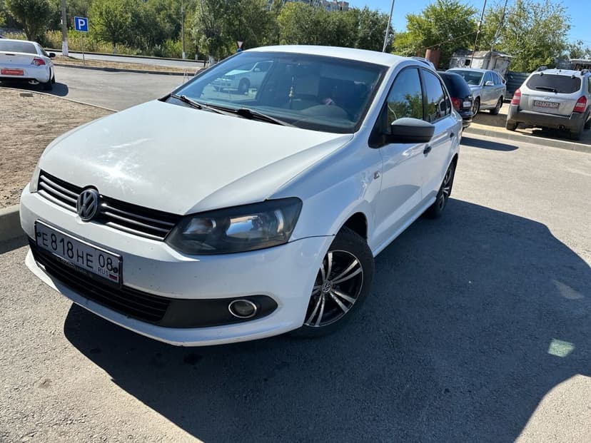 volkswagen-polo-2013-313-0
