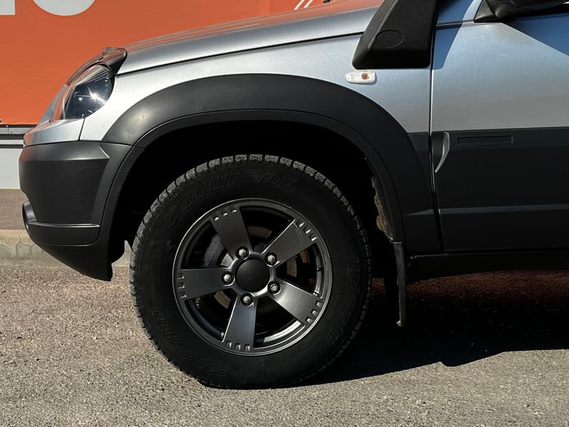 chevrolet-niva-2019-407-8