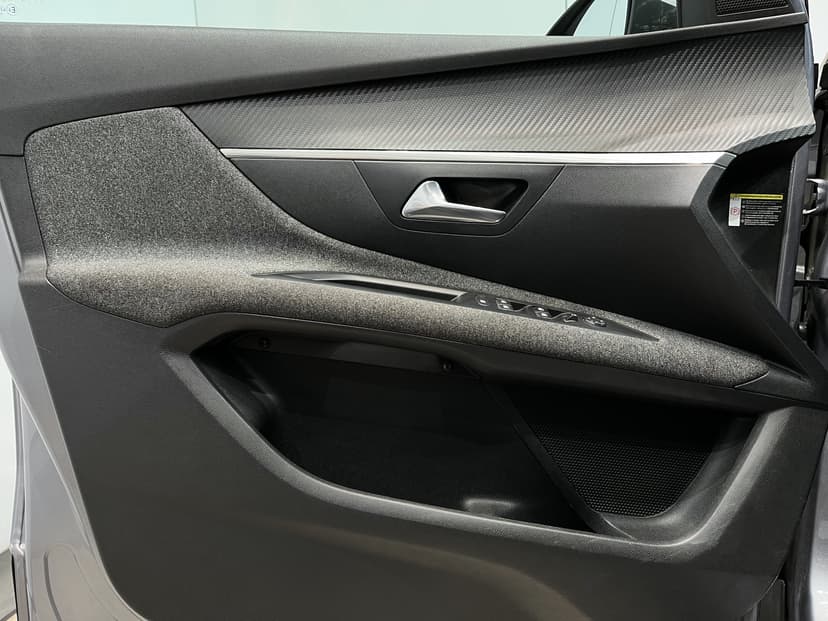 peugeot-3008-2018-1123-4