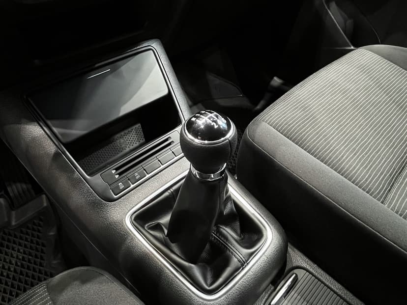 volkswagen-tiguan-2011-1089-9