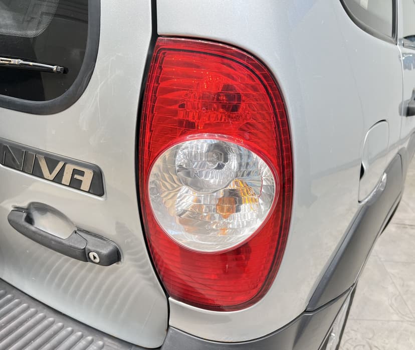 chevrolet-niva-2012-374-9