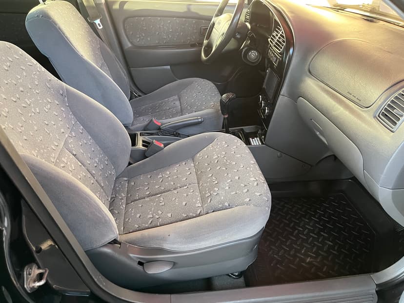 kia-spectra-2008-201-22