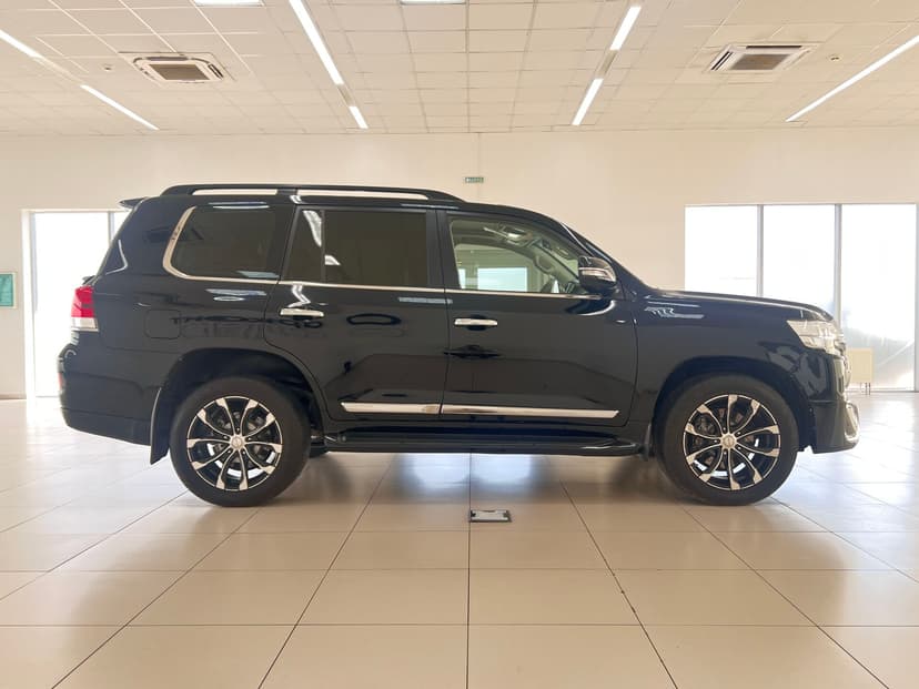 toyota-land cruiser-2015-6-3