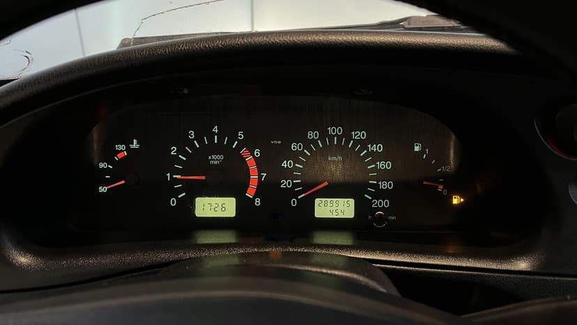 chevrolet-niva-2012-374-16