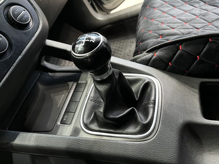 volkswagen-golf-2005-1180-21