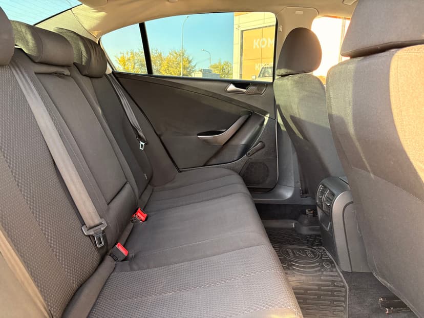 volkswagen-passat-2008-429-22