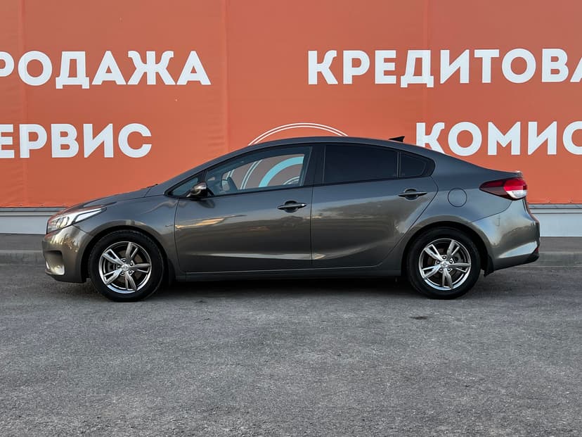 kia-cerato-2017-95-7