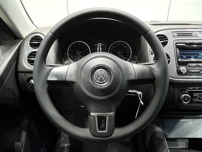 volkswagen-tiguan-2011-1089-5