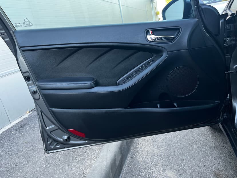kia-cerato-2017-95-16