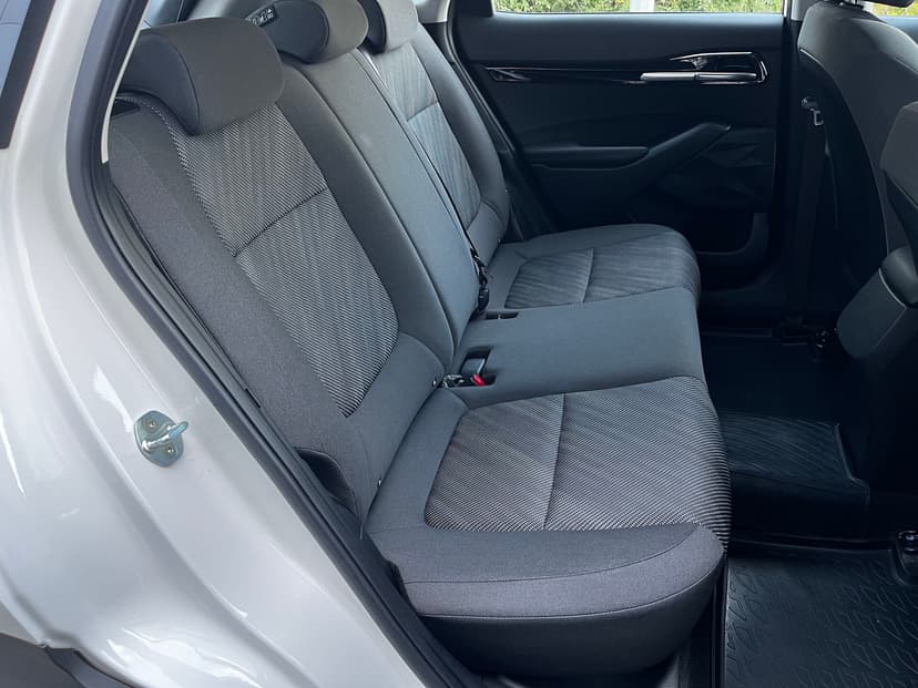 kia-seltos-2020-263-28