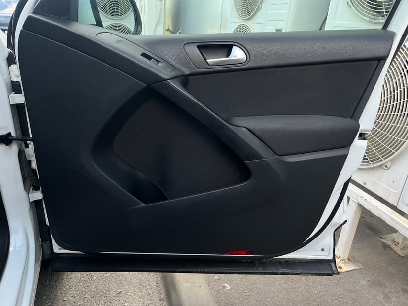 volkswagen-tiguan-2015-51-22