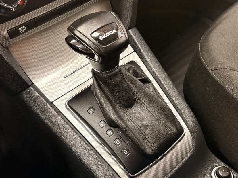 skoda-octavia-2011-519-17