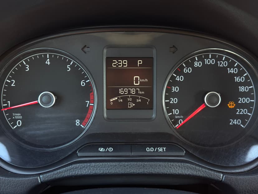 volkswagen-polo-2018-575-14