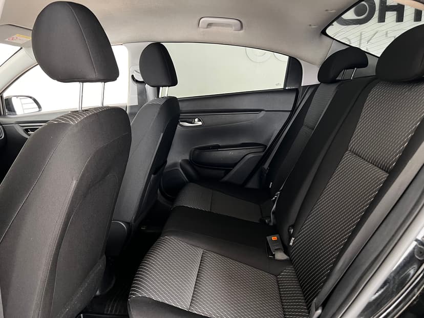 kia-rio-2019-1231-29