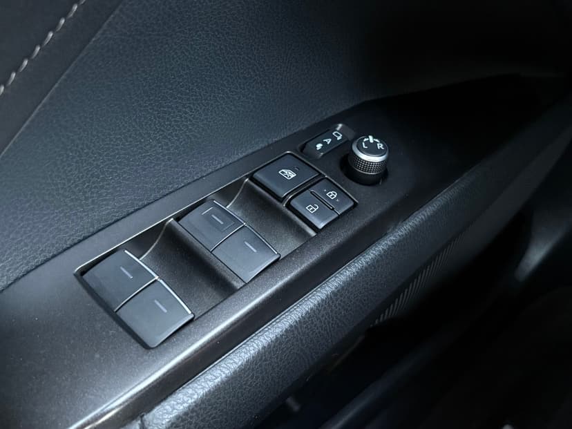 toyota-camry-2021-288-21