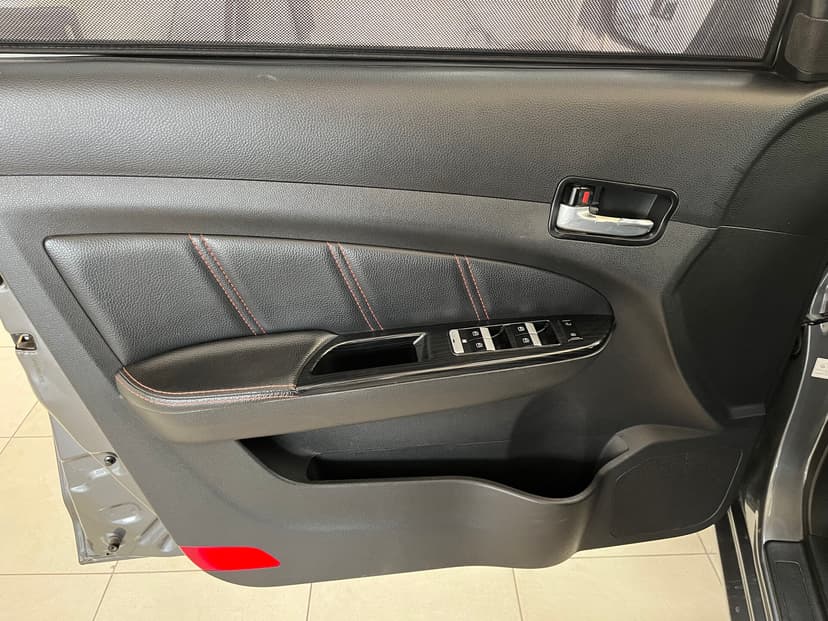 lifan-solano-2016-222-10